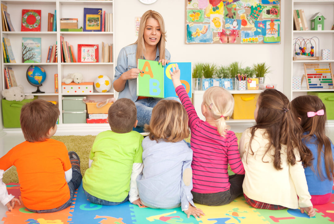 Creative Ways to Teach your Toddler their ABC’s